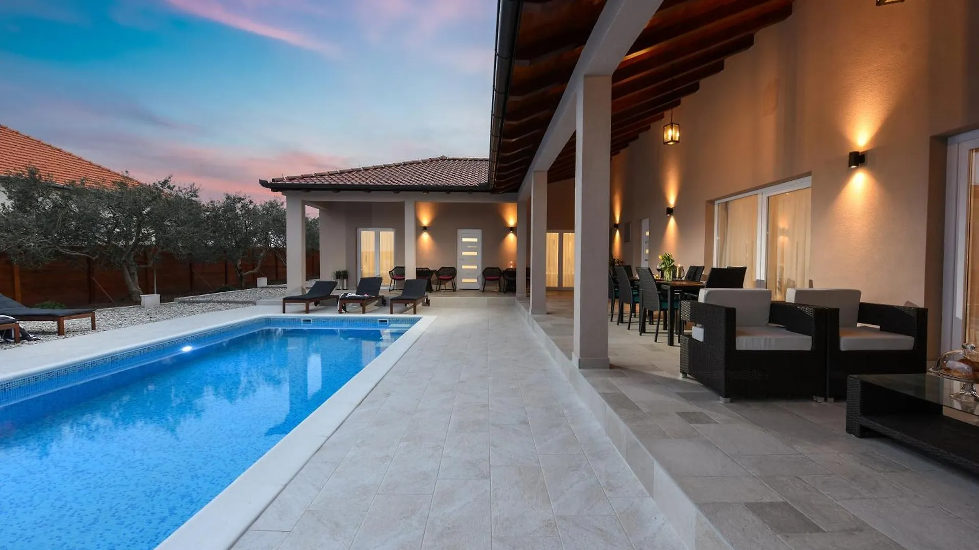 Charming Villa With Heated Pool Near Zadar 0*, Debeljak