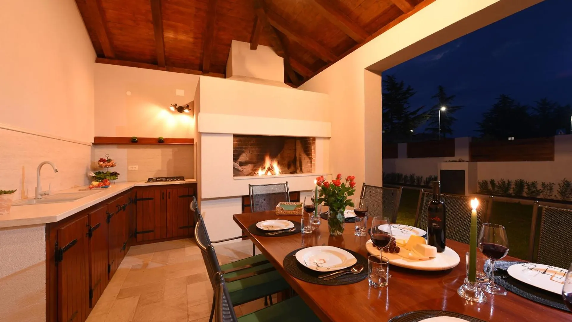Charming Villa With Heated Pool Near Zadar Debeljak